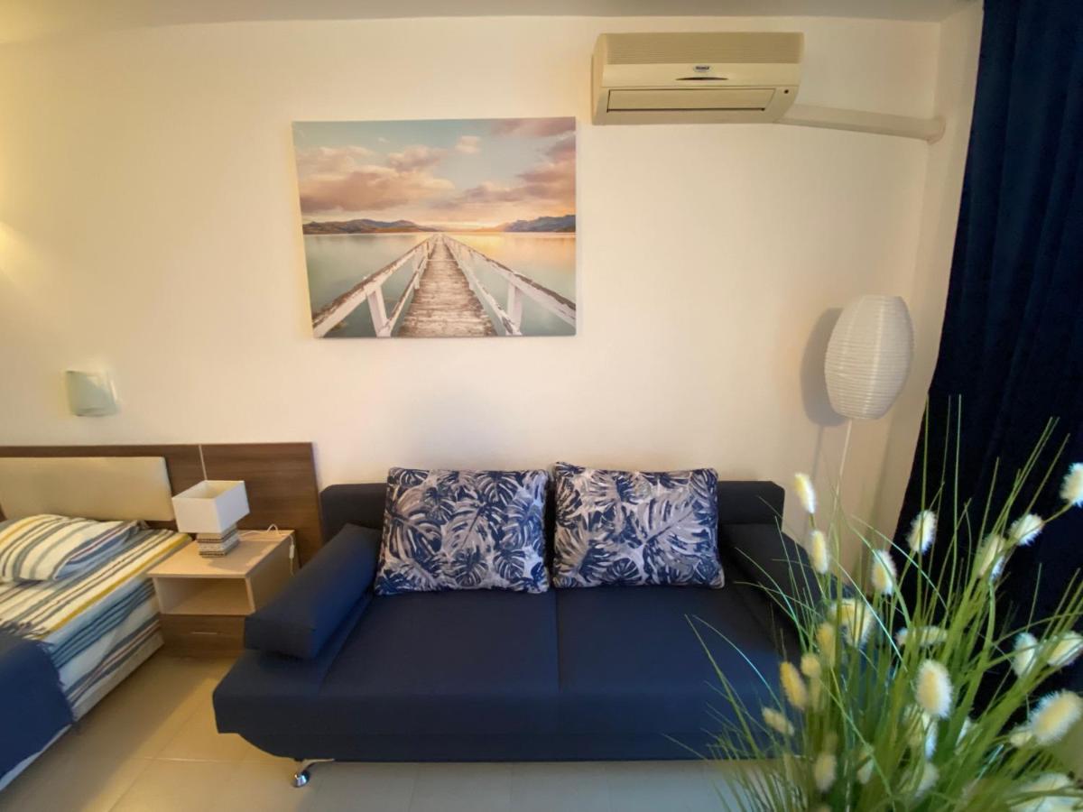 Esperanto 401 Large Studio Pantai Sunny Bagian luar foto